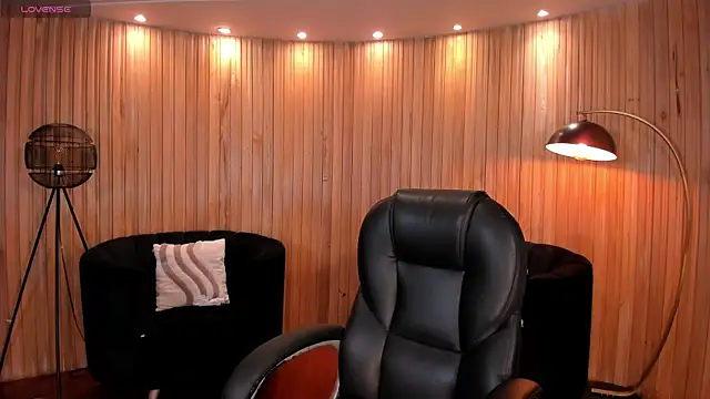 AmberFarrell online show from 05.18.26