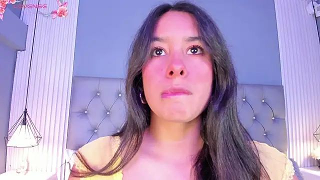 HannaPaola online show from 09.27.25