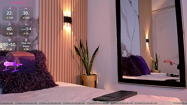 Snapshot of valentina_lux chatting on 02.07.25 valentina lux online show from 02.07.25