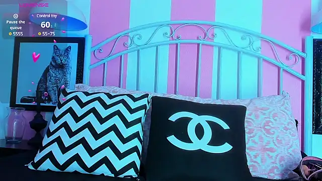 Liah Grey8 online show from 01.31.25