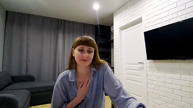 Snapshot of Daniella_Lorente chatting on 05.16.26 Daniella Lorente online show from 05.16.26