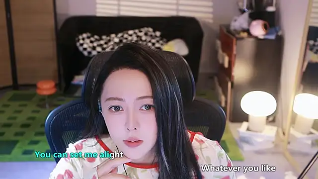 Roseonly  online show from 10.24.25