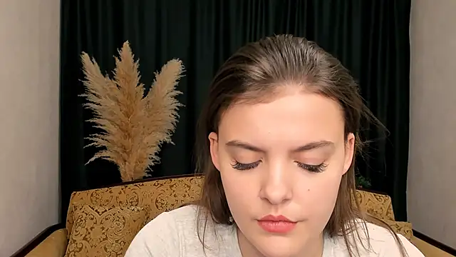 Snapshot of showmeparadise chatting on 02.03.25 showmeparadise online show from 02.03.25