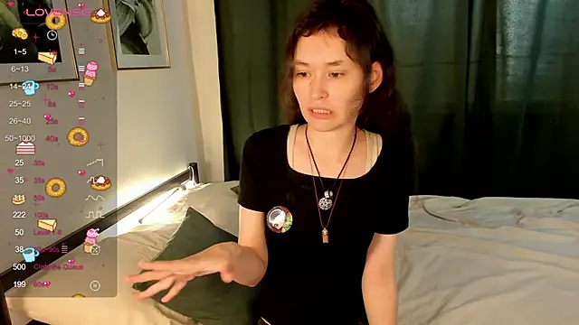 Emily Strikeee online show from 09.21.25