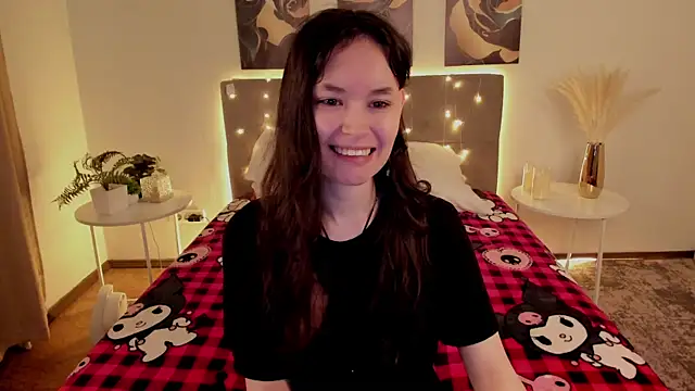 Emily Strikeee online show from 05.21.26