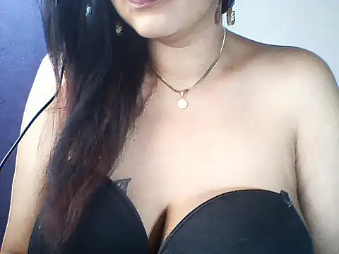Snapshot of layanah12 chatting on 05.23.26 layanah12 online show from 05.23.26