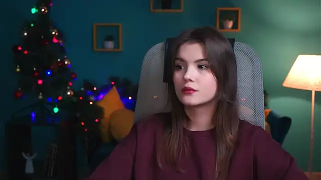 Snapshot of EvaThopson chatting on 12.07.24 EvaThopson online show from 12.07.24