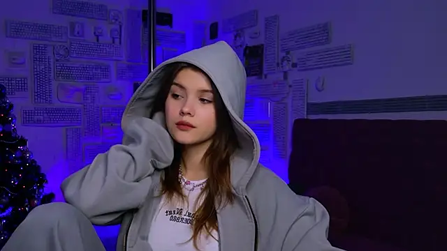 Snapshot of EvaThopson chatting on 01.09.25 EvaThopson online show from 01.09.25