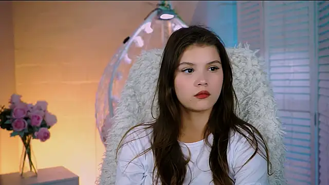 Snapshot of EvaThopson chatting on 09.09.25 EvaThopson online show from 09.09.25