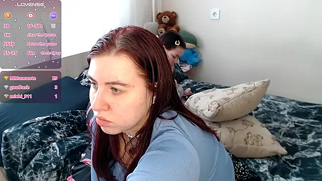 Snapshot of BettyandRich_ chatting on 03.15.25 BettyandRich online show from 03.15.25