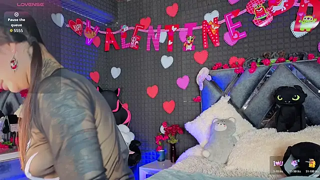 Snapshot of SolBeaumont1 chatting on 02.16.26 SolBeaumont1 online show from 02.16.26