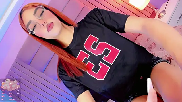 Snapshot of Baddinner chatting on 02.08.26 Baddinner online show from 02.08.26