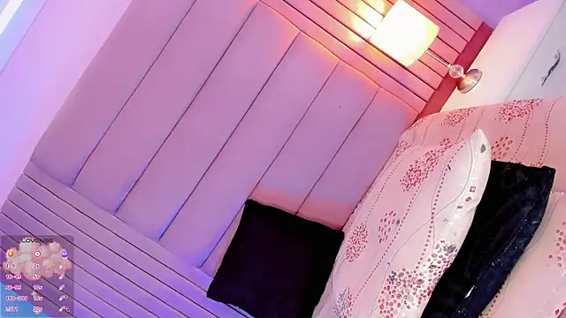 Snapshot of Baddinner chatting on 02.10.26 Baddinner online show from 02.10.26