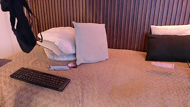 Ifis tiresia1 online show from 03.18.26