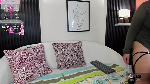 Snapshot of cloe_sirena chatting on 03.21.25 cloe sirena online show from 03.21.25