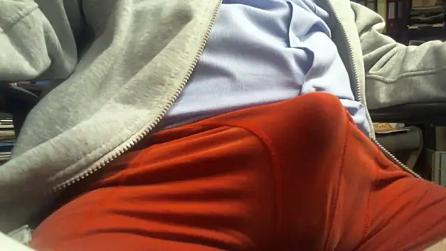 Snapshot of M3855 chatting on 01.29.25 M3855 online show from 01.29.25