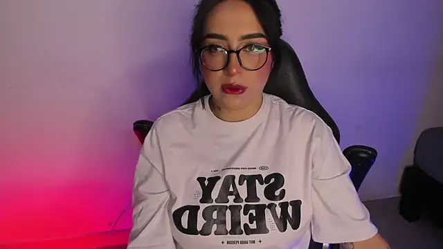 AnnikaMerliahh  online show from 10.10.25