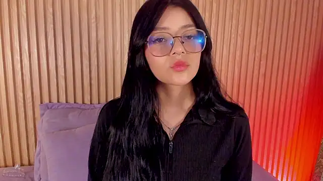 Snapshot of lana_dol chatting on 01.19.26 lana dol online show from 01.19.26