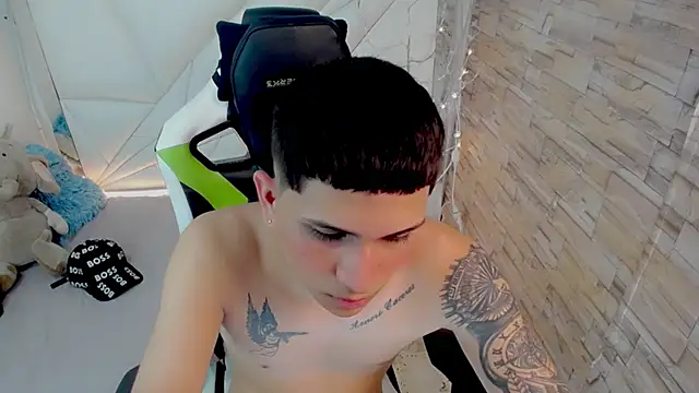 Brayan lopezz online show from 03.17.25