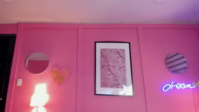 Snapshot of jinx_dh chatting on 01.04.25 jinx dh online show from 01.04.25