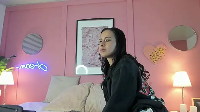 Snapshot of jinx_dh chatting on 01.15.25 jinx dh online show from 01.15.25