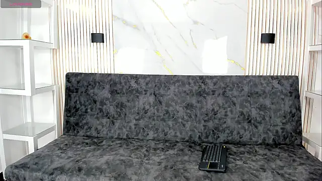 Snapshot of Nathasha_gghh chatting on 10.28.25 Nathasha gghh online show from 10.28.25