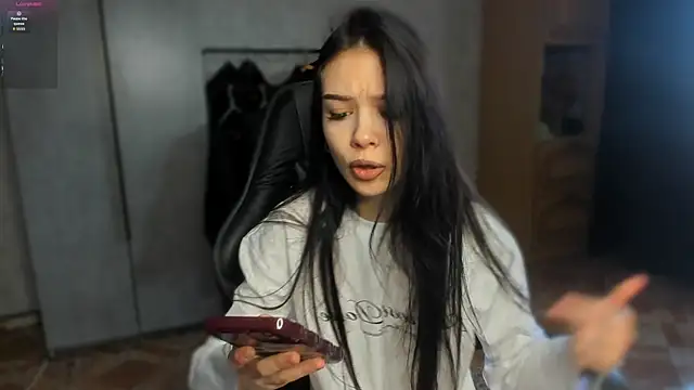 SweetyDeviliya online show from 04.14.26