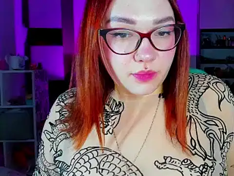 Snapshot of Gotticat chatting on 11.23.25 Gotticat online show from 11.23.25