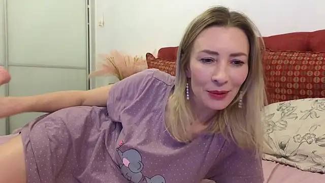  Maddalena  online show from 03.05.25