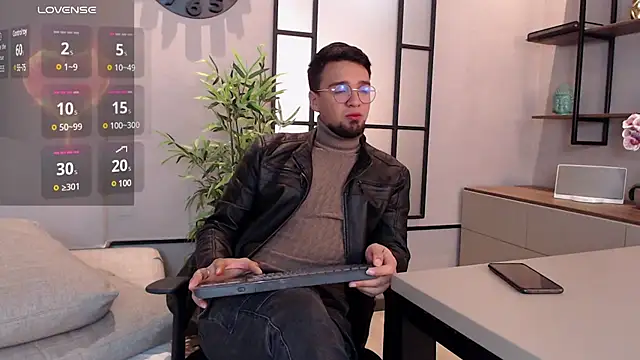 Edward max online show from 02.15.25