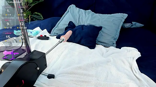 Edward max online show from 10.17.25