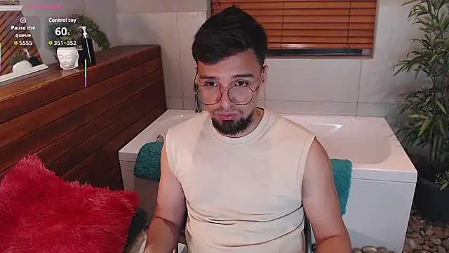 Edward max online show from 03.21.26