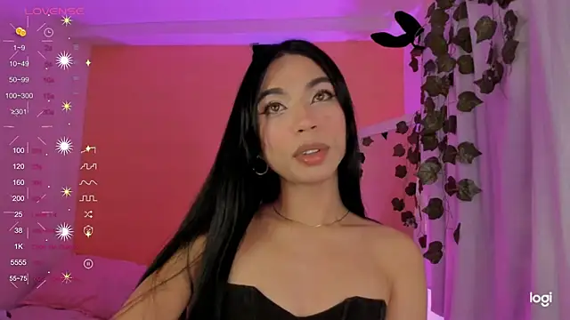 Snapshot of AndreaSweet_ chatting on 01.29.25 AndreaSweet online show from 01.29.25