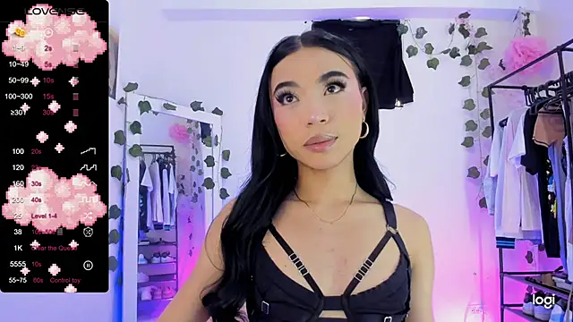 Snapshot of AndreaSweet_ chatting on 03.16.25 AndreaSweet online show from 03.16.25