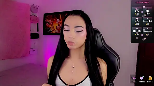 Snapshot of AndreaSweet_ chatting on 11.28.25 AndreaSweet online show from 11.28.25