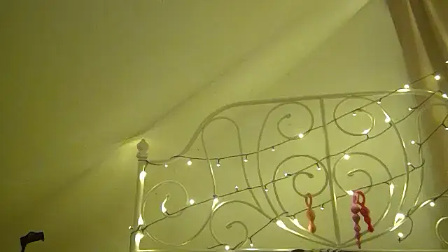 DevilsAngel13 online show from 12.14.24