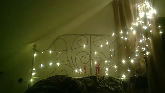 DevilsAngel13 online show from 12.15.24