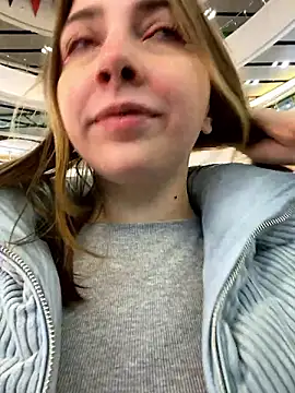 Snapshot of Sunny___Bunny chatting on 12.03.24 Sunny Bunny online show from 12.03.24