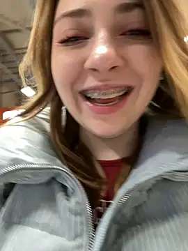 Snapshot of Sunny___Bunny chatting on 12.11.24 Sunny Bunny online show from 12.11.24