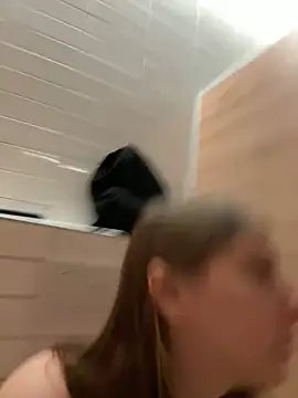 Snapshot of Sunny___Bunny chatting on 01.05.25 Sunny Bunny online show from 01.05.25