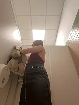 Snapshot of Sunny___Bunny chatting on 01.16.25 Sunny Bunny online show from 01.16.25