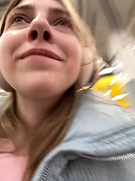 Snapshot of Sunny___Bunny chatting on 03.18.25 Sunny Bunny online show from 03.18.25