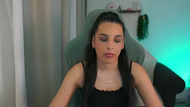 Snapshot of mila__denver chatting on 03.14.25 mila denver online show from 03.14.25