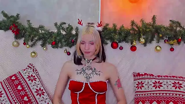 as1an girlfriend online show from 12.25.24