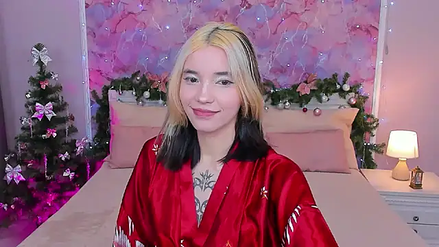 as1an girlfriend online show from 12.31.24