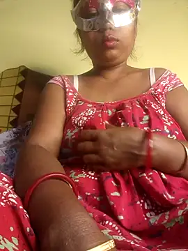 Snapshot of tinabhabhi chatting on 02.14.26 tinabhabhi online show from 02.14.26