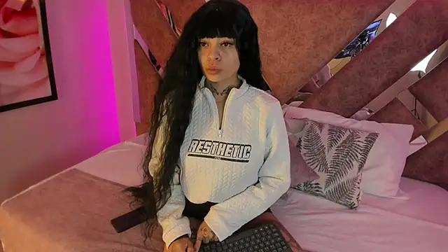 KatherineGomez online show from 02.15.25