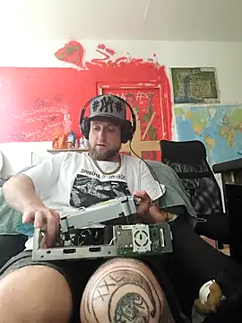 Ozomitro online show from 09.21.25