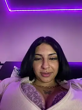 Hilary pinkk online show from 03.15.25