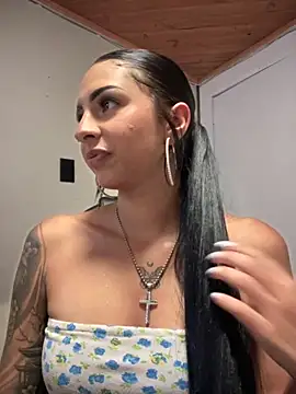 Hilary pinkk online show from 09.27.25